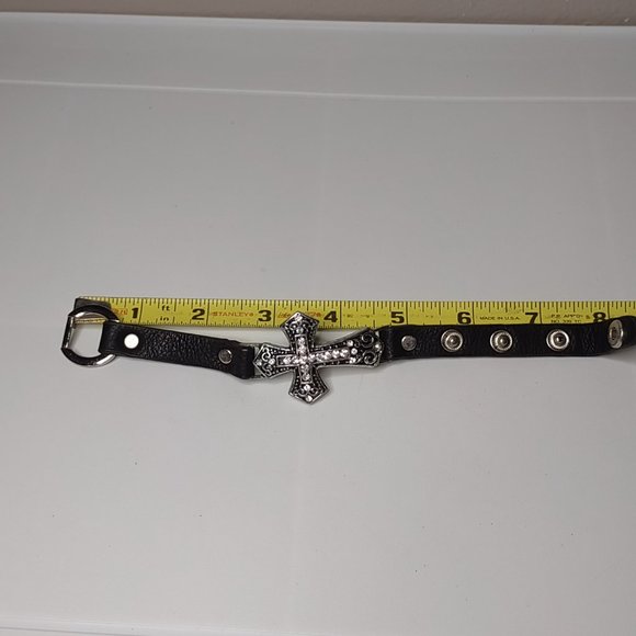 Very Awesome Black Bracelet With Cross - Picture 7 of 9